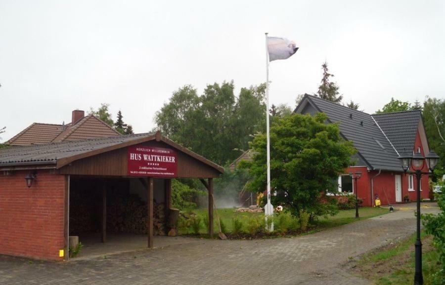 Hus Wattkieker 7B Villa Husum  Eksteriør billede